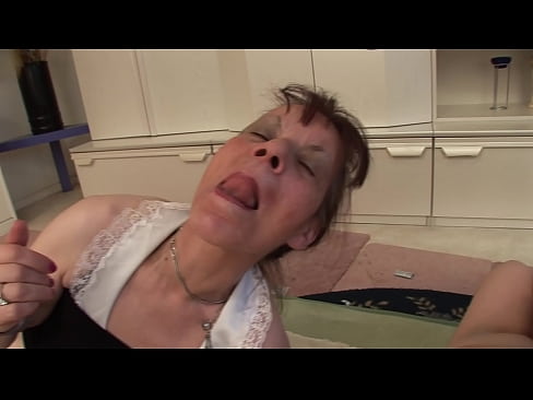❤️ Zwei Großmütter und ein Großvater haben einen Dreier ❌ Russian porn bei uns ❤